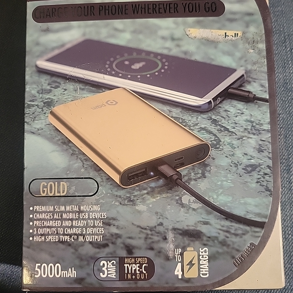 Gold Portable Charger 5000mAh